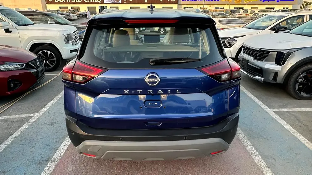 2024 Nissan X-Trail SV | GCC Specs 4WD - Image 4