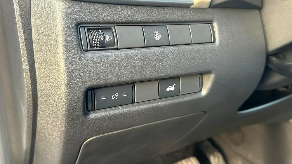 2024 Nissan X-Trail SV | GCC Specs 4WD - Image 8