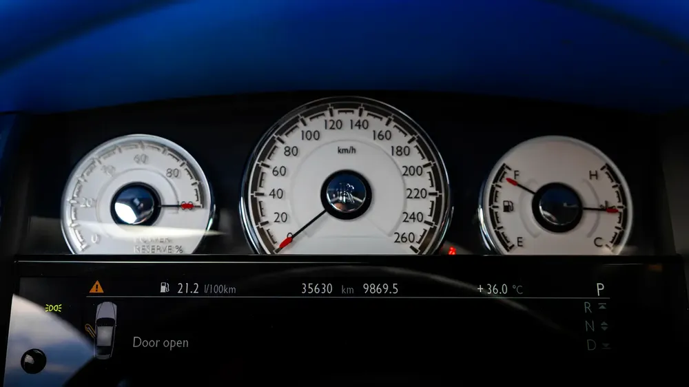 Warranty-Service AGMC | Black Badge | Low Mileage - Image 15