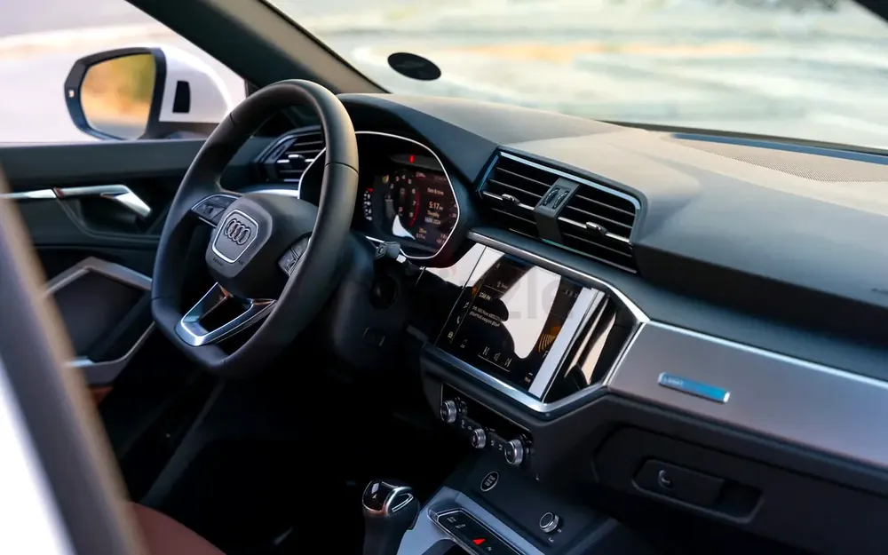Audi Q3 S-Line Premium Plus 2021 | 45 TFSI (228 HP) | Full Option | 73,000 KM | AED 95,000 - Image 9