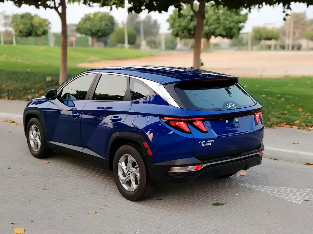 Hyundai Tucson 2023 US specs Clean Title With Original Paint Mid Option With Very Low KM - Image 14