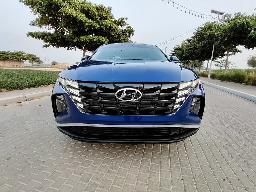 Hyundai Tucson 2023 US specs Clean Title With Original Paint Mid Option With Very Low KM - Image 6