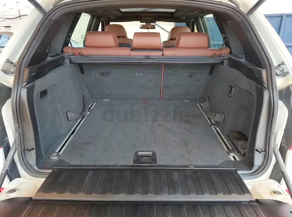 BMW X5 xDrive50i 2011 GCC Specs - V8 Power - Image 8