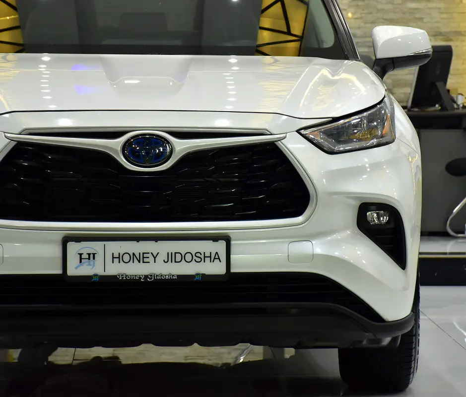 AED 2,479 EMi at 0% DP | Toyota Highlander Hybrid GLE ( 2023 Model ) in White Color GCC Specs - Image 4