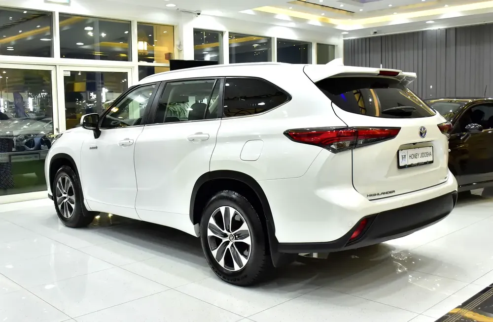 AED 2,479 EMi at 0% DP | Toyota Highlander Hybrid GLE ( 2023 Model ) in White Color GCC Specs - Image 7