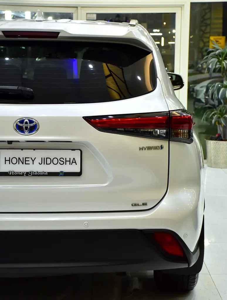AED 2,479 EMi at 0% DP | Toyota Highlander Hybrid GLE ( 2023 Model ) in White Color GCC Specs - Image 9