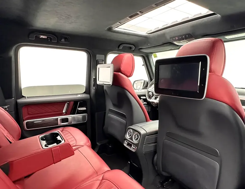 2023 Mercedes-Benz G63 AMG Double Night Pack, 03/2028 Mercedes Warranty + Service Contract, FSH, GCC - Image 13