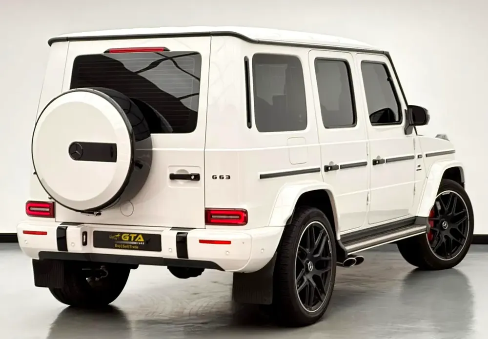 2023 Mercedes-Benz G63 AMG Double Night Pack, 03/2028 Mercedes Warranty + Service Contract, FSH, GCC - Image 4