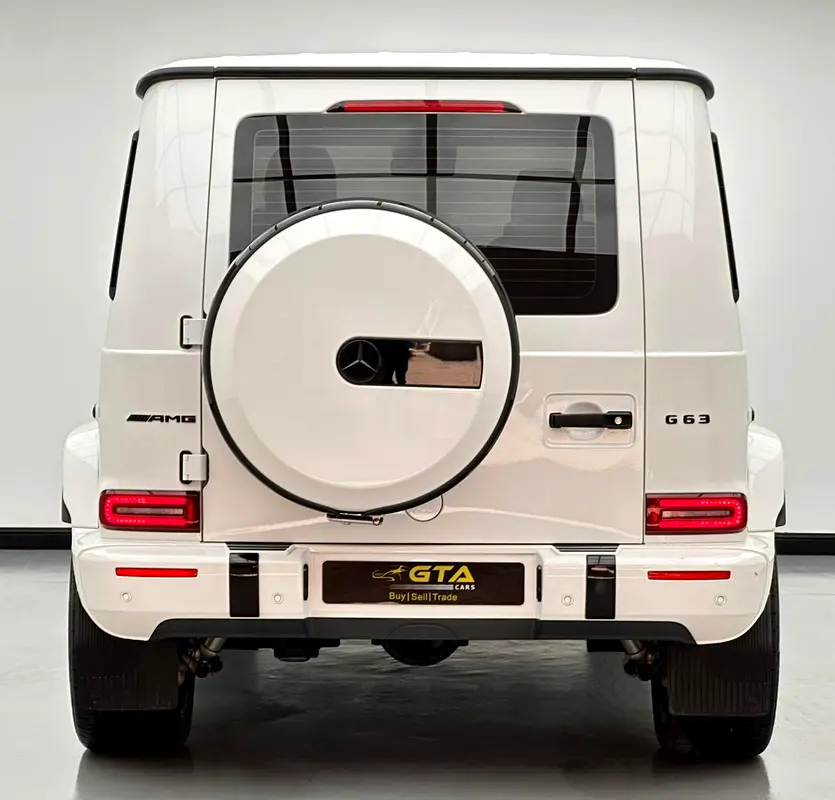 2023 Mercedes-Benz G63 AMG Double Night Pack, 03/2028 Mercedes Warranty + Service Contract, FSH, GCC - Image 5