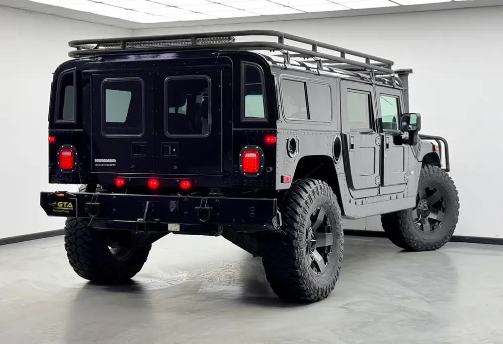 2002 Hummer H1, Apple CarPlay, Android Auto, Excellent Condition, American Specs - Image 4