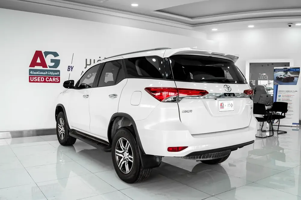 1 YR / 20,000 KM WARRANTY | 4.0 GXR | 6 CYLINDER | AED 1665 - Image 6