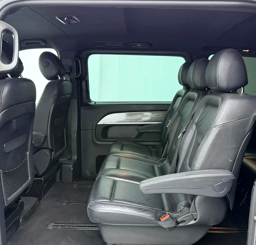 Mercedes-Benz V250 8-Seater Under Warranty Till 2028 - Image 14