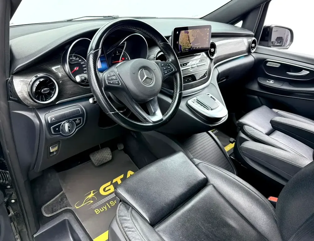 Mercedes-Benz V250 8-Seater Under Warranty Till 2028 - Image 9
