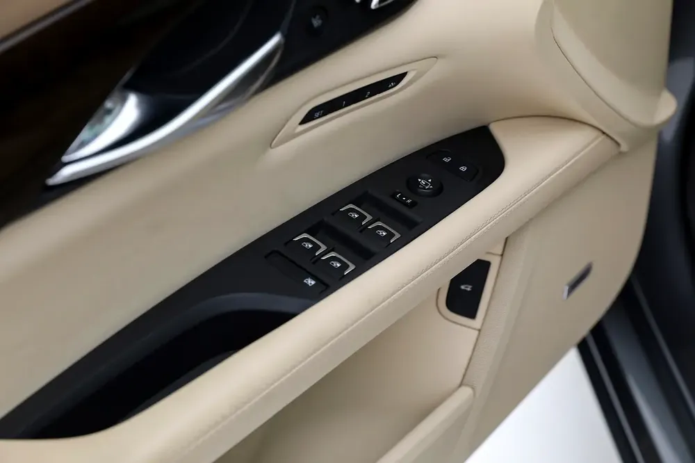 2018 Cadillac CT6 3.0TT | GCC | Twin-Turbo Luxury Sedan | Executive Comfort | Powerful Performance - Image 16