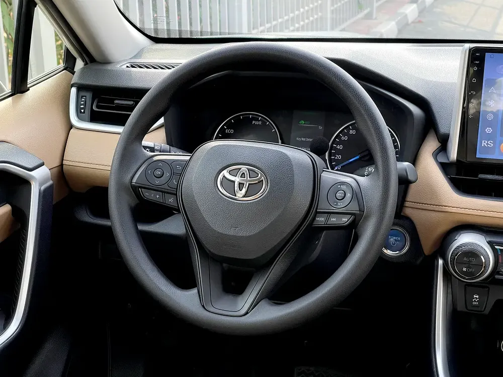 UNLIMITED MILEAGE WARRANTY / HYBRID + NAVIGATION + CAMERA + CRUISE CONTROL + CAR PLAY + PUSH START - Image 13