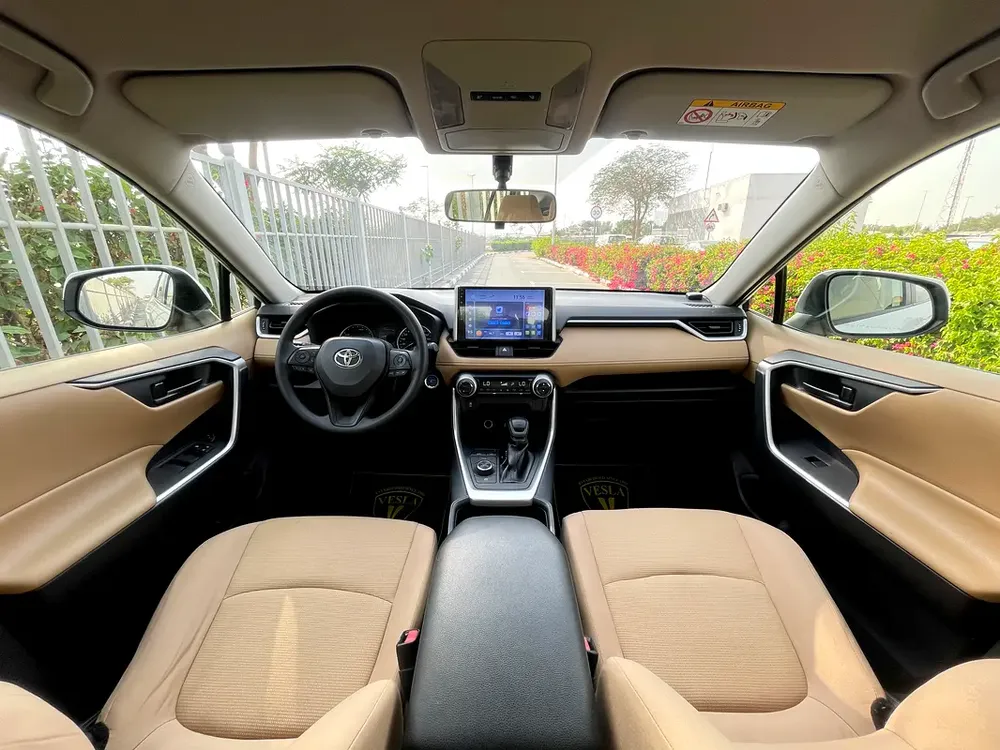 UNLIMITED MILEAGE WARRANTY / HYBRID + NAVIGATION + CAMERA + CRUISE CONTROL + CAR PLAY + PUSH START - Image 19