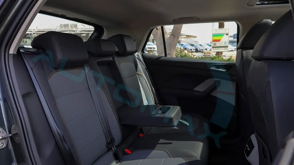 ( 5 Years Warranty  5 Years Service ) 2025 Škoda KUSHAQ 1.0T i3 FWD GCC 0Km - Image 14