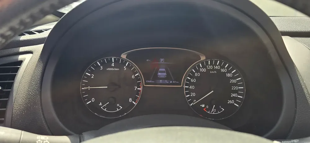 Well Maintained Nissan Altima 2017 SL | GCC Specs | Full Option - Image 12