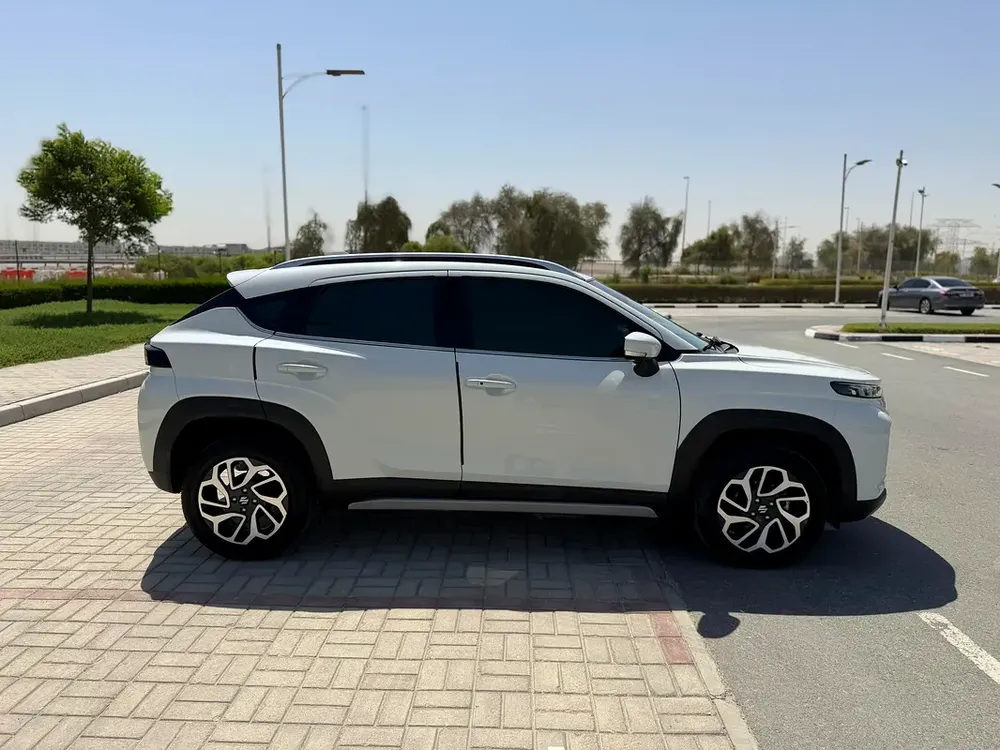 2025-Suzuki Fronx 1.5-GLX Hybrid- GCC Specs - 7 years Warranty - Image 4