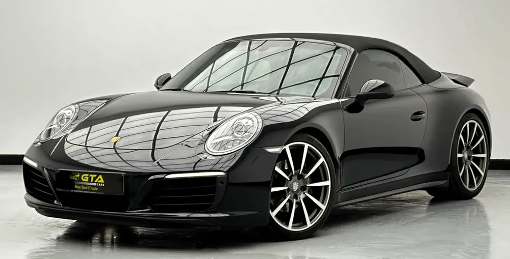 2017 Porsche 911 Carrera 4 Cabriolet, April/2027 Porsche Warranty, Full Porsche Service History, GCC - Image 7