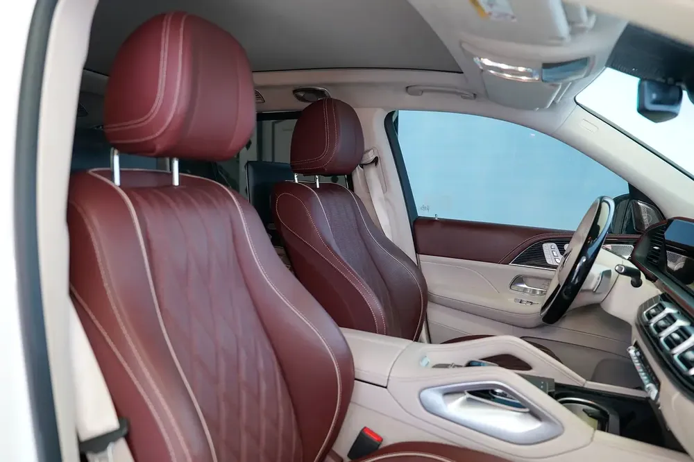WARRANTY JUNE 2029 | SERVICE 2029 | LEG REST | BURMESTER AUDIO | SIDE STEPS | REAR ENTERTAINMENT - Image 17