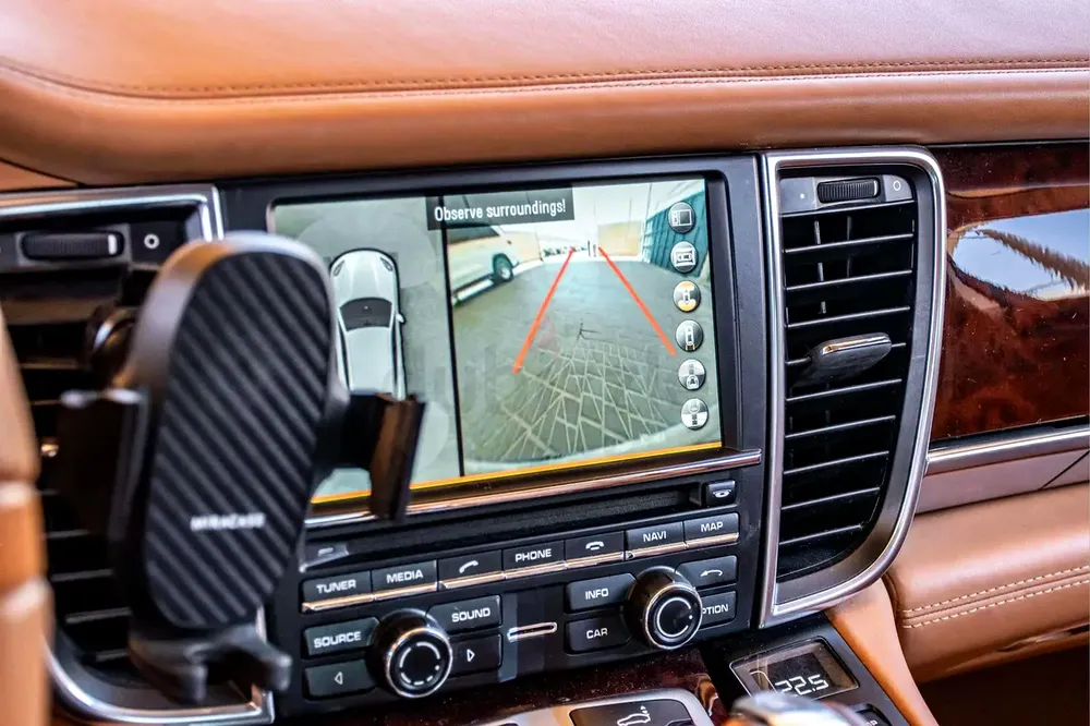Inspected Car | 2014 Porsche Panamera  | GCC Specs | Ref#473749 - Image 19