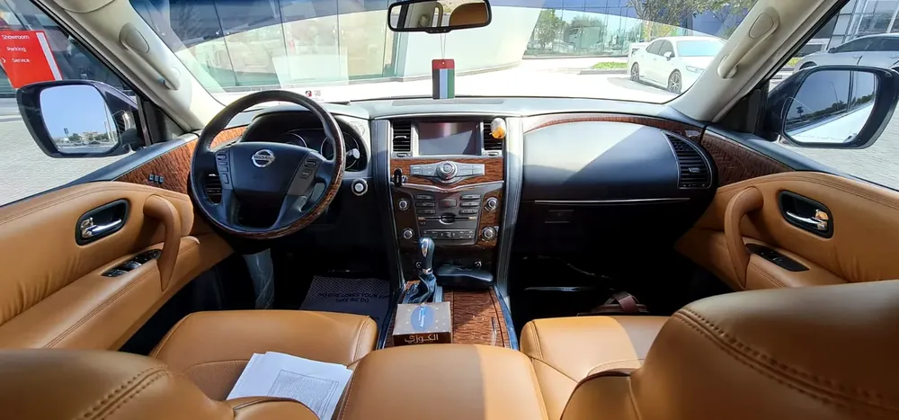 Nissan Patrole 2014 SE Platinum full options - Low mileage (Certified)- Accident Free - Image 15