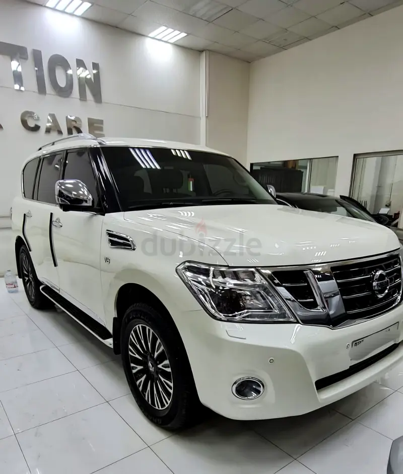 Nissan Patrole 2014 SE Platinum full options - Low mileage (Certified)- Accident Free - Image 9