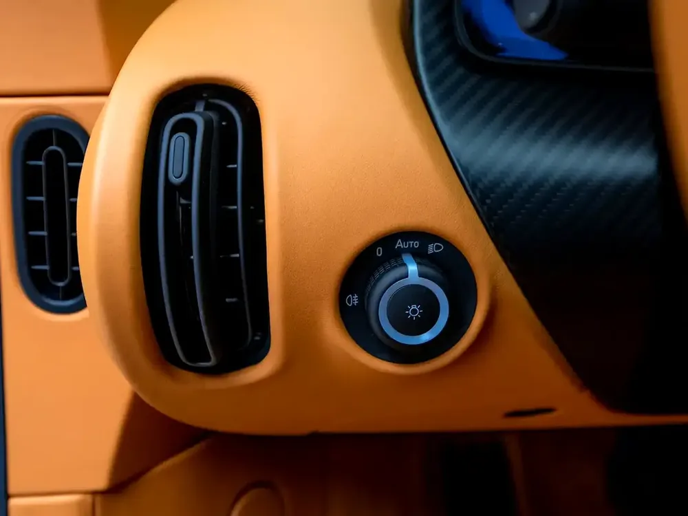 2024 | Bugatti Chiron  Super Sport | GCC Spec | Fully Covered – Warranty + Service Contract - Image 14