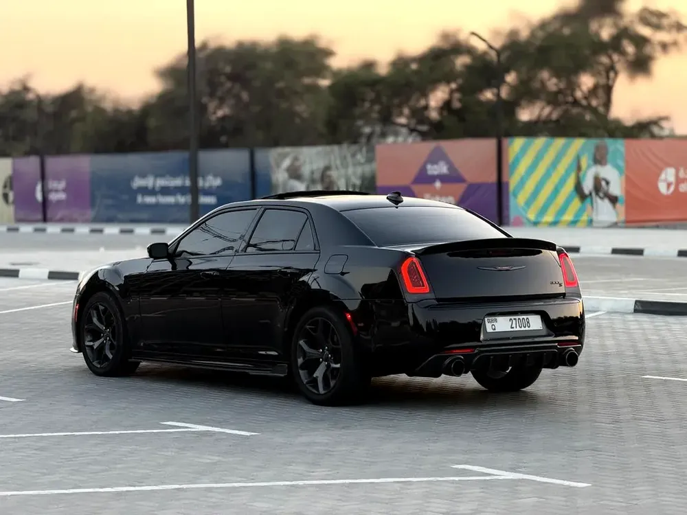 1050-\EMI 2021 Chrysler 300S 5.7L HEMI V8 - American Specs - Low Mileage - Image 5