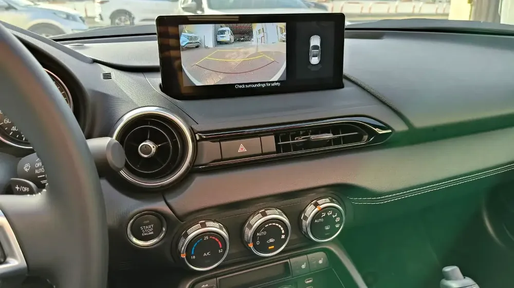 2026-GCC-UNDER WARRANTY TILL JAN. 2031 OR 160K KM. -0% DP-FINANCE 5 YEARS#0618 - Image 14
