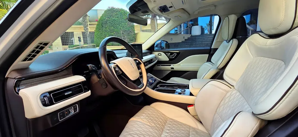 2020-Lincoln Aviator presidential-Excellent Condition-Full Service History-Bank Finance Available - Image 10