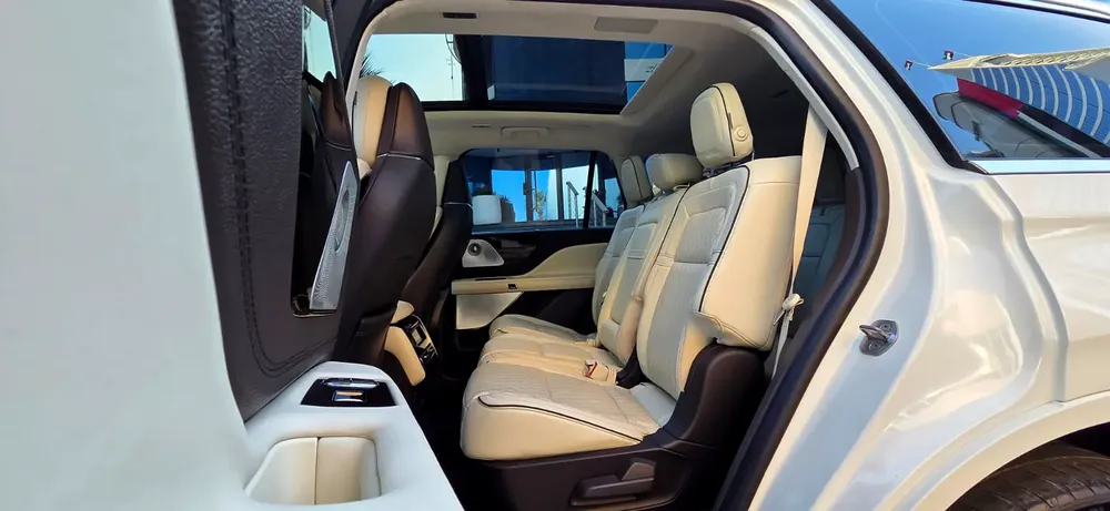 2020-Lincoln Aviator presidential-Excellent Condition-Full Service History-Bank Finance Available - Image 12