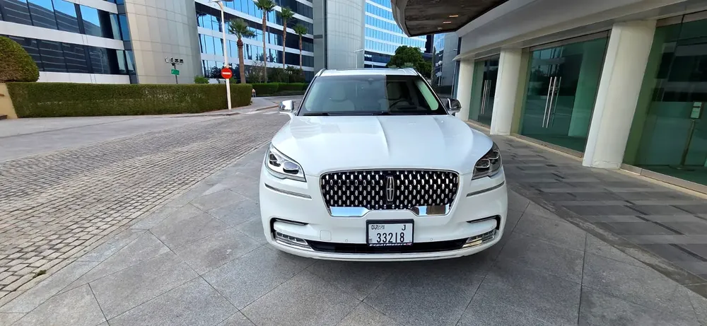 2020-Lincoln Aviator presidential-Excellent Condition-Full Service History-Bank Finance Available - Image 4