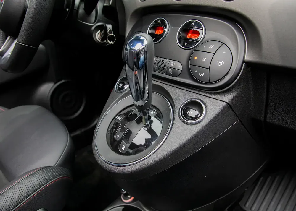 0% Down Payment Available • Sport Cabrio • FDSH • Fiat Warranty • GCC - Image 11