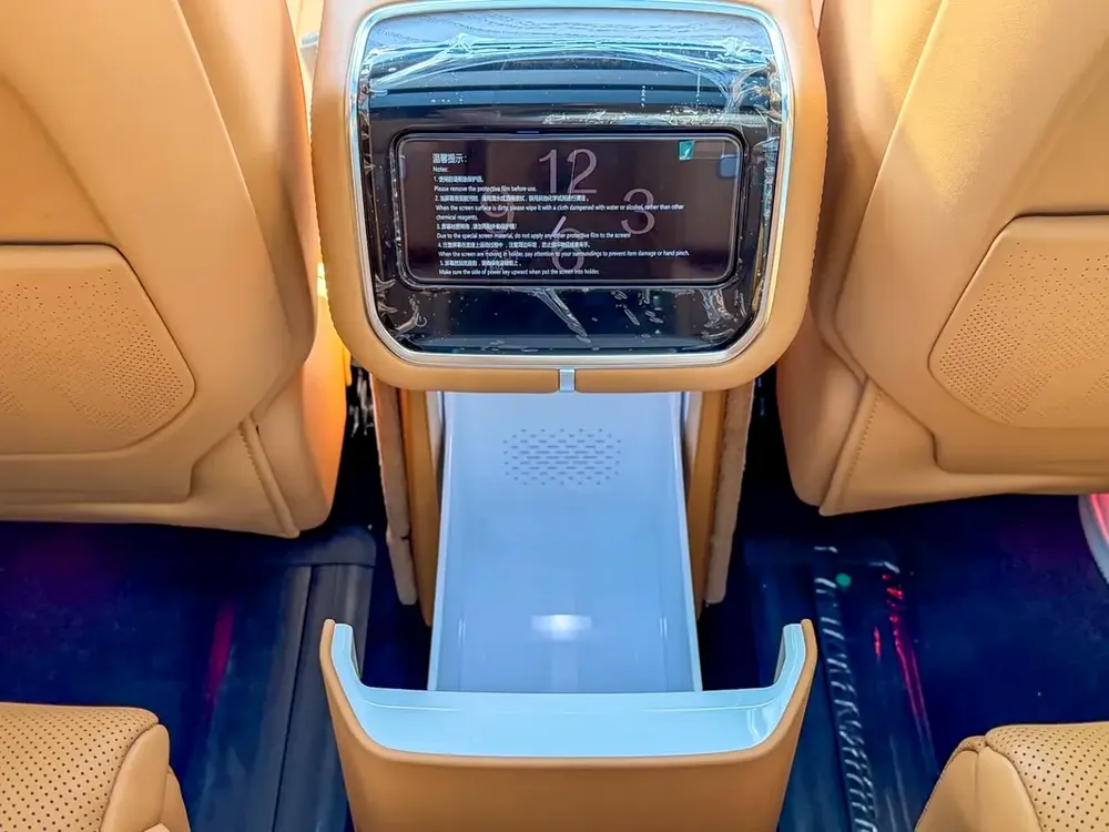 Zeekr X Max 2025 - Chinese Specs - Brand New Electric SUV - Image 18