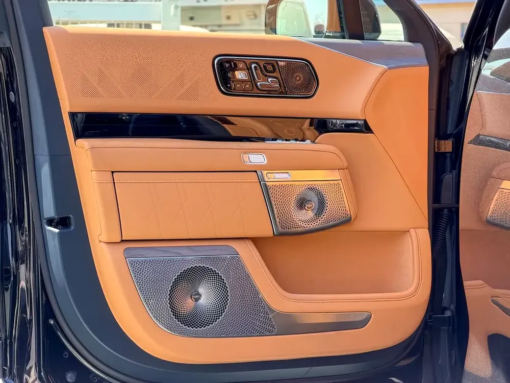 Zeekr X Max 2025 - Chinese Specs - Brand New Electric SUV - Image 7