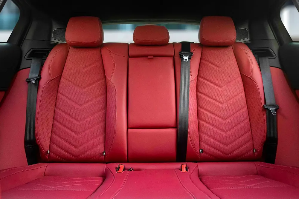 7,246 P.M |  Grecale Trofeo | 0% Downpayment | Maserati Warranty! - Image 12