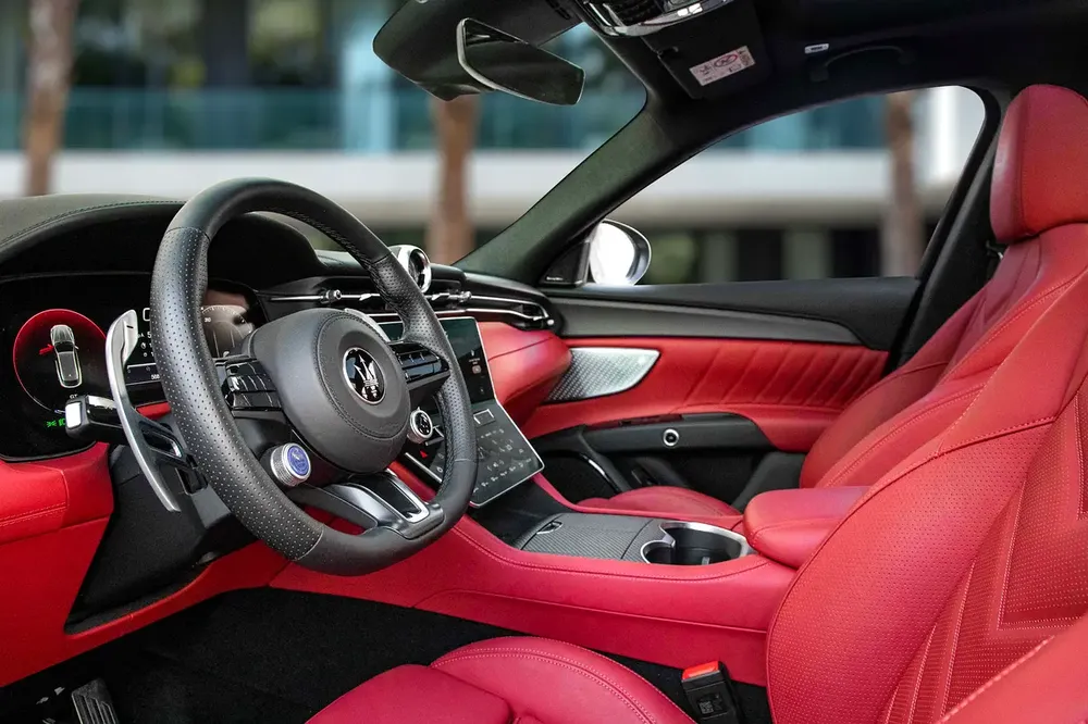 7,246 P.M |  Grecale Trofeo | 0% Downpayment | Maserati Warranty! - Image 9