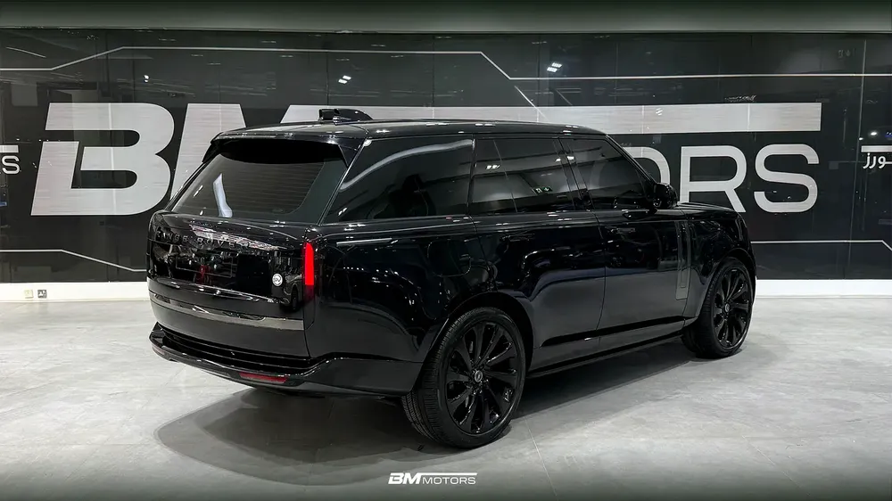 Land Rover Range Rover SV 2023 - GCC Specs - Image 8