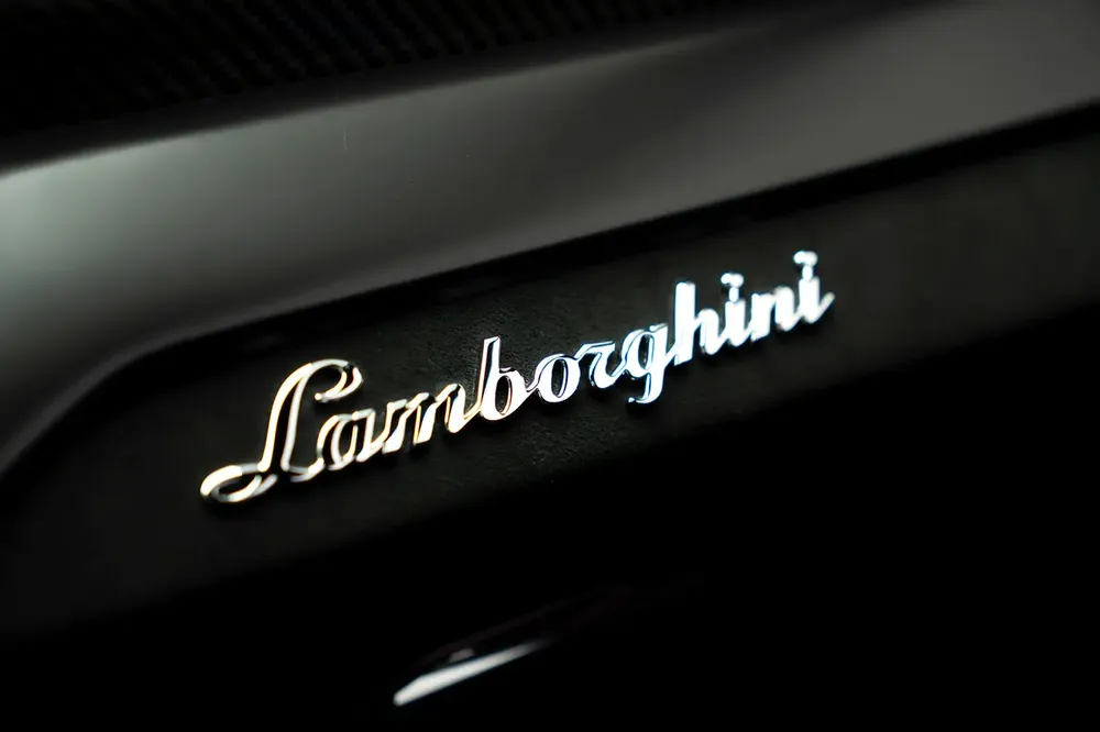 GCC SPECS ULTIMATE MOTORS WARRANTY + SERVICE CONTRACT - 2024 LAMBORGHINI URUS PERFORMANTE - Image 11