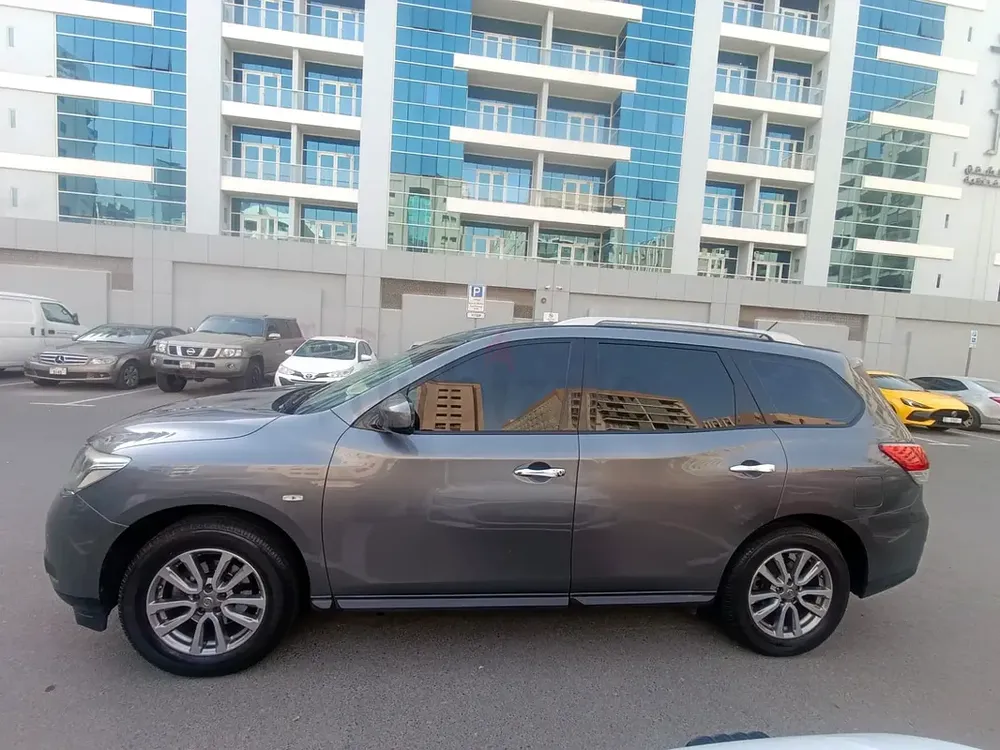 Nissan Pathfinder SV 2016 GCC Specs - Image 6