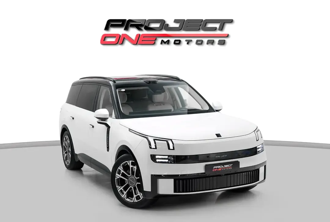 2025 LYNK & CO 900