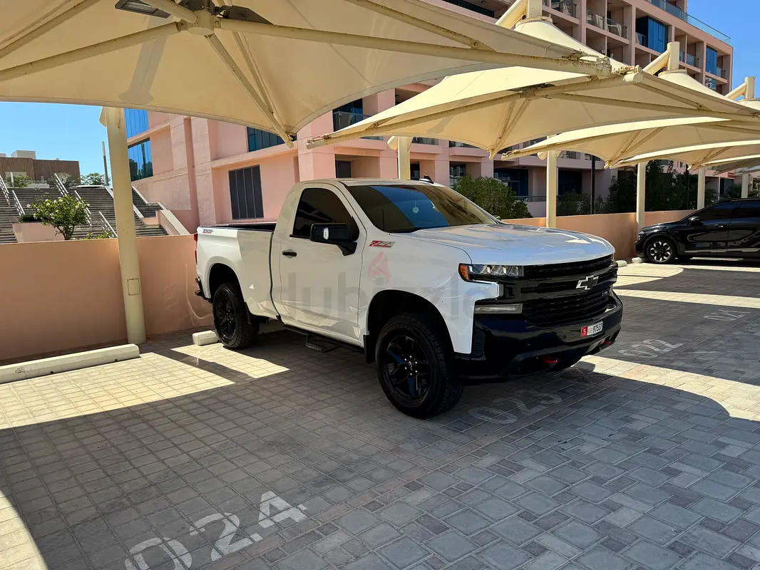 Silverado 1500 LT Trail Boss | GCC Specs | Second Owner in Mint condition