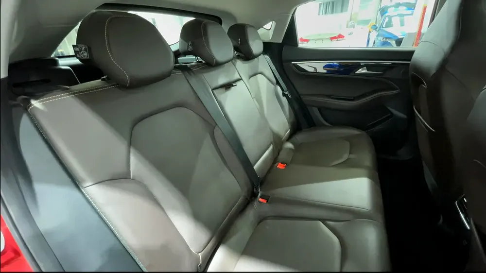 AED 470/month | 0 DP | Free 3 Months Warranty | Service History | 30 Day Return | JAC J7 2023 - Image 10