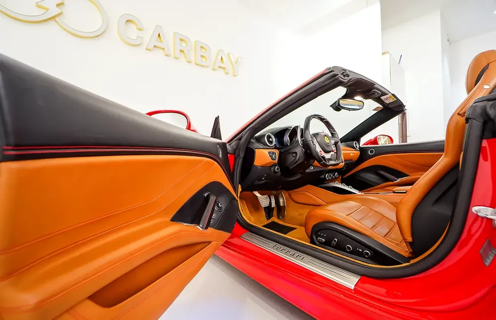 AED 7832 PM | FERRARI CALIFORNIA T 2016 | FULL AGENCY HISTORY | PRISTINE CONDITION | 1 YEAR WARRANTY - Image 11