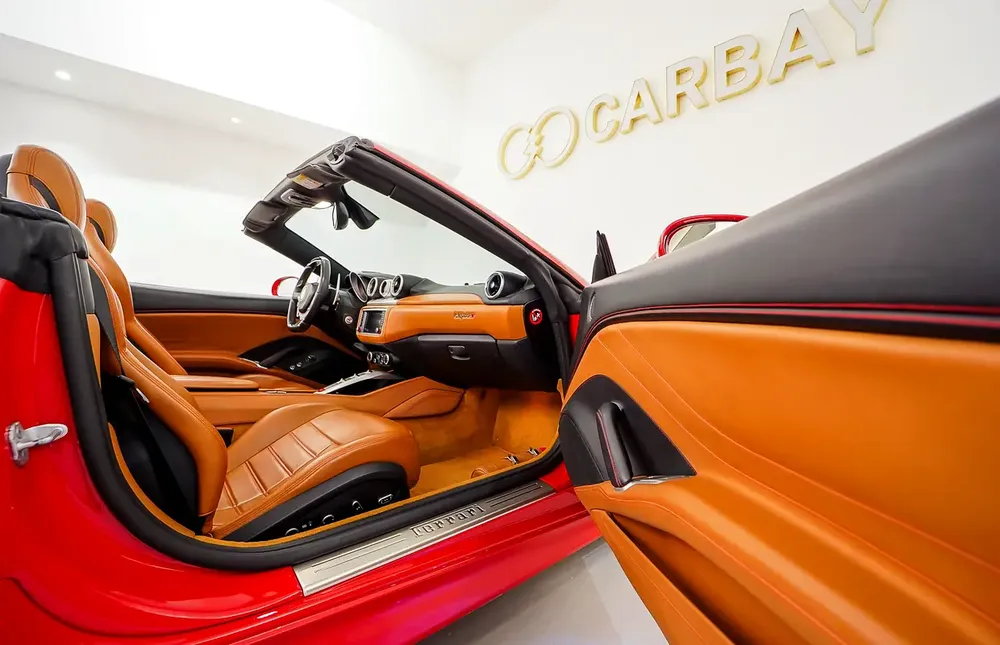 AED 7832 PM | FERRARI CALIFORNIA T 2016 | FULL AGENCY HISTORY | PRISTINE CONDITION | 1 YEAR WARRANTY - Image 16