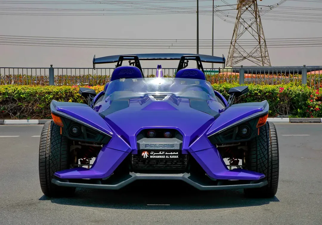 POLARIS SLINGSHOT - 2016 - 4000 KILOMETER ONLY - FULLY LOADED - AMAZING CONDITION