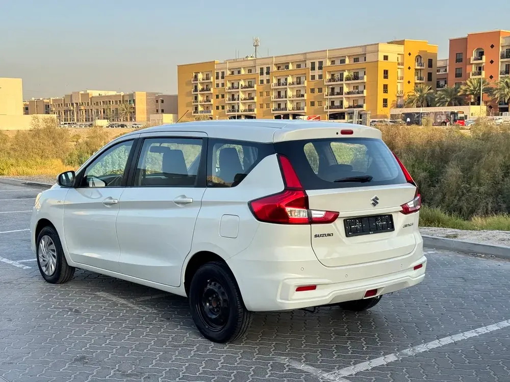 Suzuki Ertiga GL 2020 GCC Specs 7 SETAR good condition - Image 12