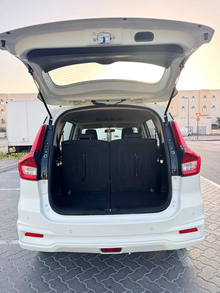 Suzuki Ertiga GL 2020 GCC Specs 7 SETAR good condition - Image 8
